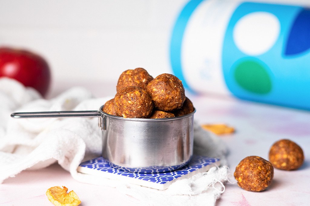Cinnamon Apple Protein Balls – Go Good